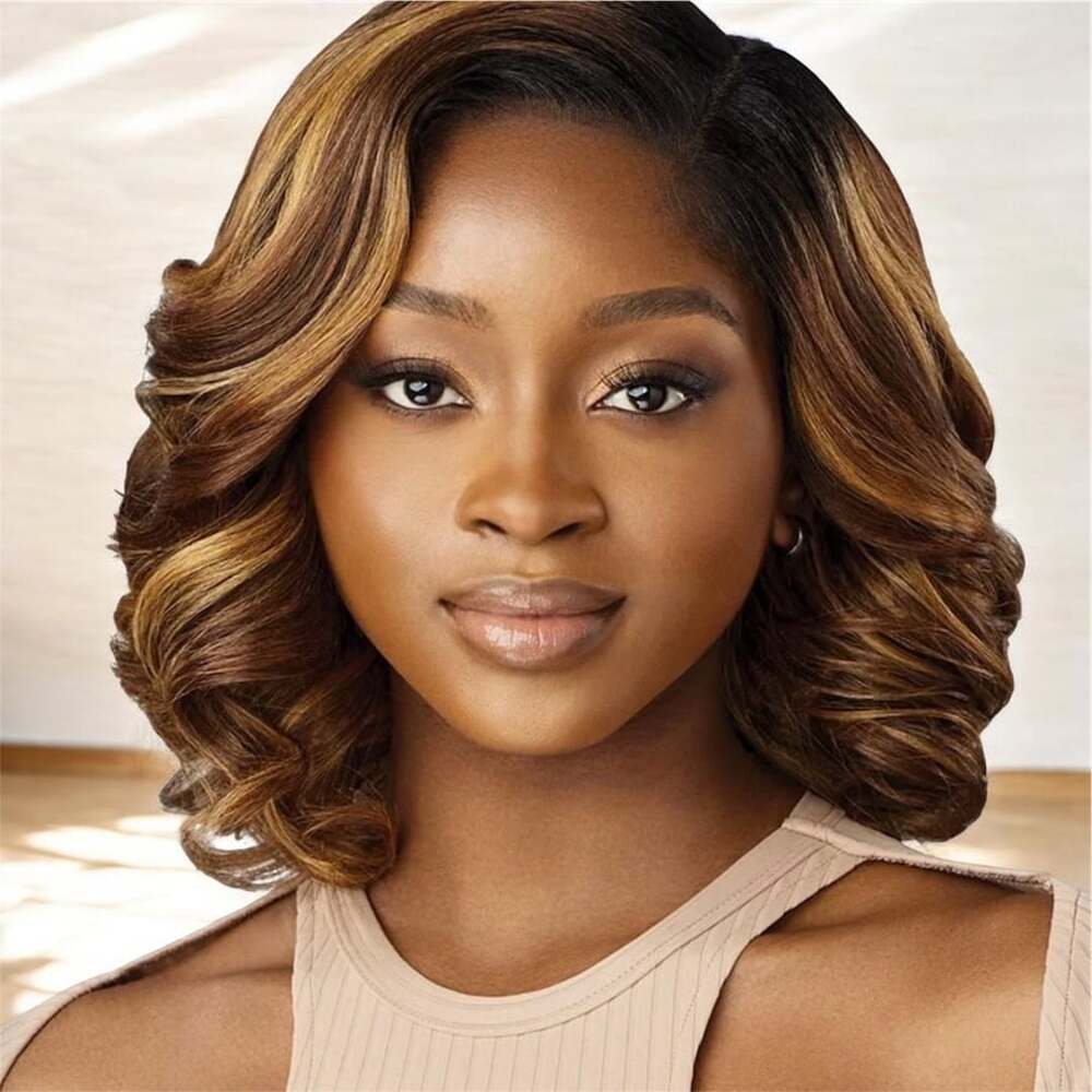New 12 inch Moria side bang wig blend wig. Black/1B